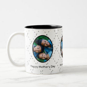 Nachricht für Mama mit Schwarz-Weiß-Bildern Zweifarbige Tasse