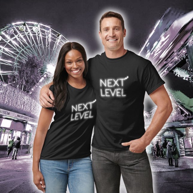 Nächste Stufe Weißer Nebel Schwarz T-Shirt (Von Creator hochgeladen)