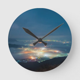 Nacht Blick auf das Nachtmeer der Wolken Japan Kum Runde Wanduhr