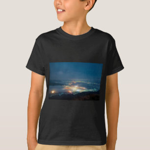 Nacht Blick auf das Nachtmeer der Wolken Japan Kum T-Shirt