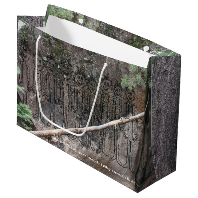 Nacht der Wandergler Petroglyph Große Geschenktüte (Vorderseite Schrägansicht)
