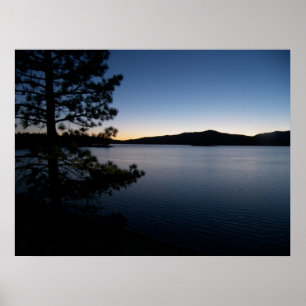 Nacht in dem See Poster