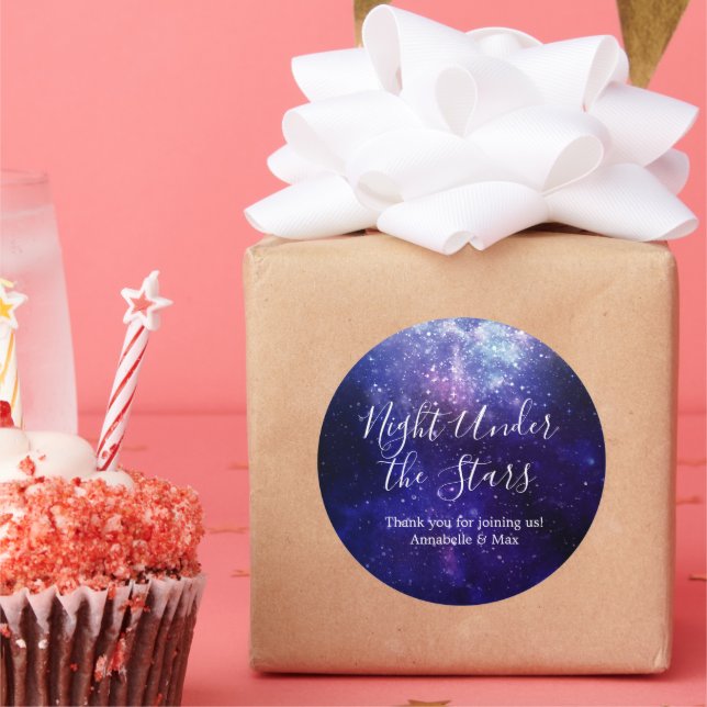 Nacht unter der Sternengalaxie Runder Aufkleber (Party)