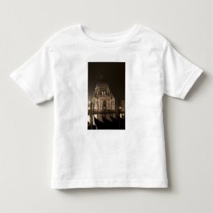 Nachtansicht über das Wasser von San Giorgio Maggi Kleinkind T-shirt