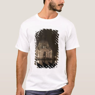 Nachtansicht über das Wasser von San Giorgio Maggi T-Shirt