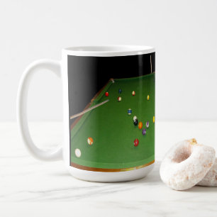 Nachtballfarbe mit Ballen und Kugeln, Kaffeetasse