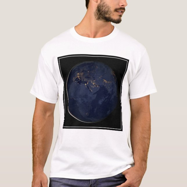 Nachtbeleuchtung in Europa, Afrika und im Nahen Os T-Shirt (Vorderseite)
