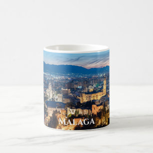Nachtblick auf die Kathedrale von Malaga, Spanien Kaffeetasse