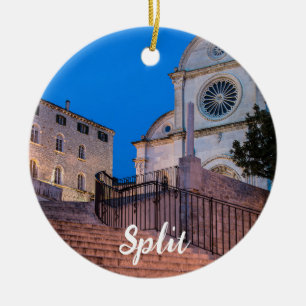 Nachtblick auf Treppe und Kirche in Split, Kroatie Keramik Ornament
