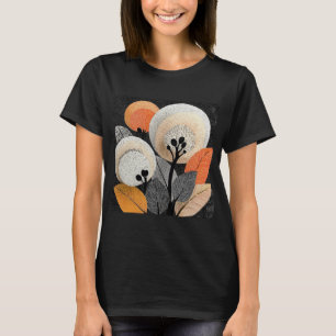 Nachtblüte auf dem roten Planeten #1 T-Shirt