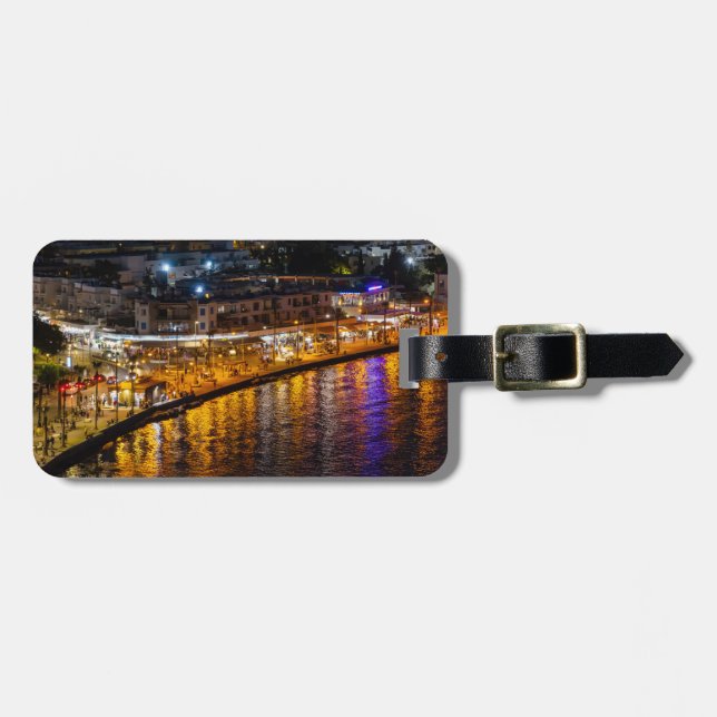 Nachtdrohnenansicht von Paphos Seafront Gepäckanhänger (Vorderseite horizontal)