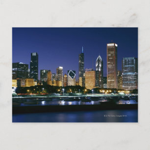 Nachts Skyline von Downtown Chicago Postkarte