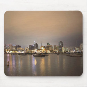 Nachtsan diego Segelboot-Skyline Mousepad