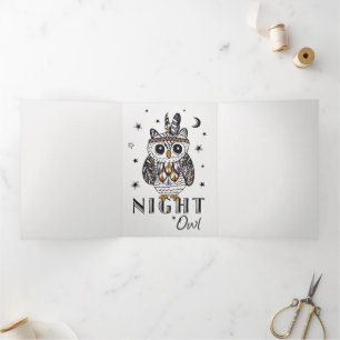 Nachtschale Dreifach Gefaltete Ankündigung