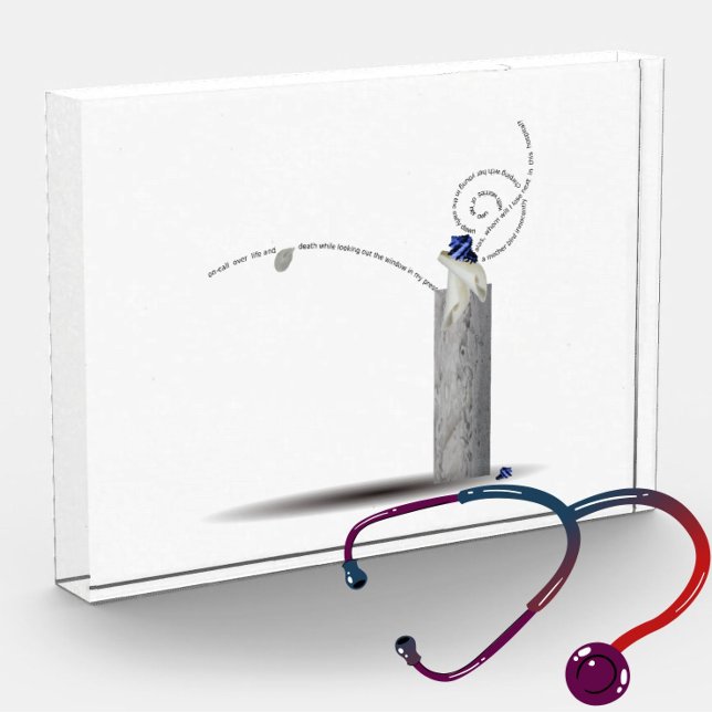 Nachtschicht in der Medizin, weißes Fell, Ärztin Fotoblock (Von Creator hochgeladen)