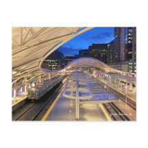 Nachtstation mit A-Line-Gewerkschaft zum DIA