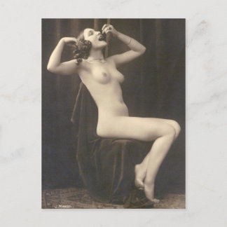Nackte Frau französische Postkarte