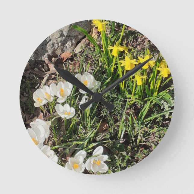 Nadelöle Runde Wanduhr (Vorderseite)