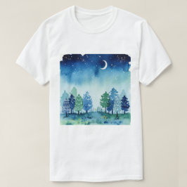 Nadelwald unter einem sternenklaren Himmel T-Shirt