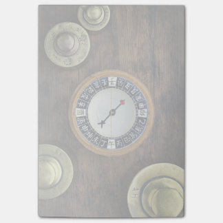 Nah oben von den chinesischen Kompass-und Post-it Klebezettel