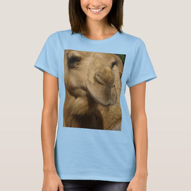 Nah und persönlich mit Kamel T-Shirt (Vorderseite)