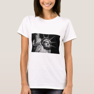 Nah-up-Schwarz-weiße Freiheitsstatue New York T-Shirt