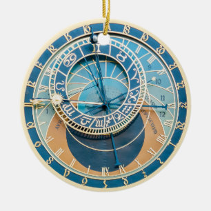 Nahaufnahme der astronomischen Uhr in Prag, Tschec Keramik Ornament