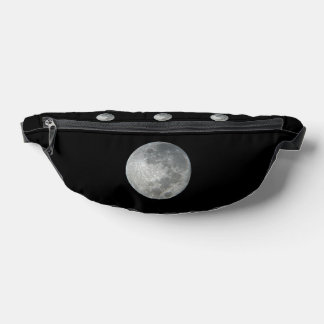 Nahaufnahme Vollmond im Nachthimmel. Fotografie Bauchtasche