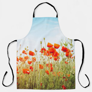 Nahaufnahme von Mohnblumen auf dem Feld. Wilde Blu Schürze