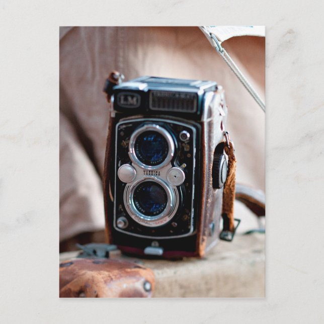 Nahe Aufnahme einer antiken Kamera Postkarte (Vorderseite)