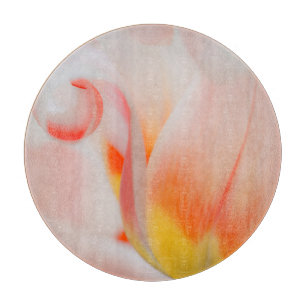 Nahe Aufnahme von Tulpe 3 Schneidebrett