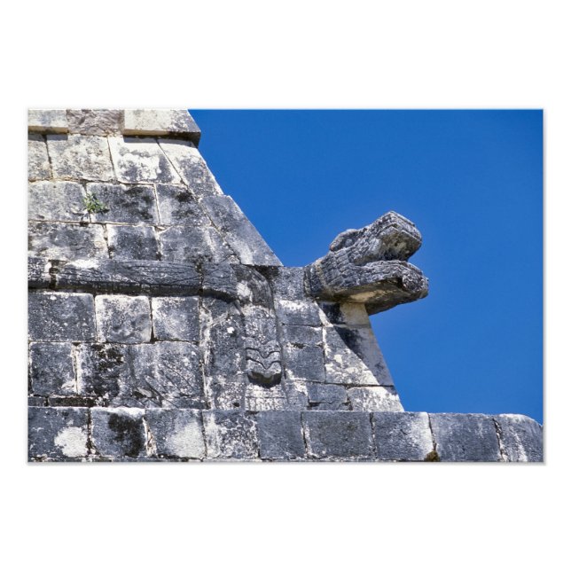 Nahe Steine machen einen alten Maya Fotodruck (Vorne)