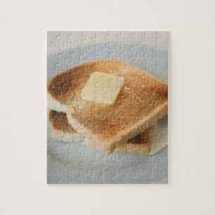 Nahe Toasten mit Butter auf Teller Puzzle