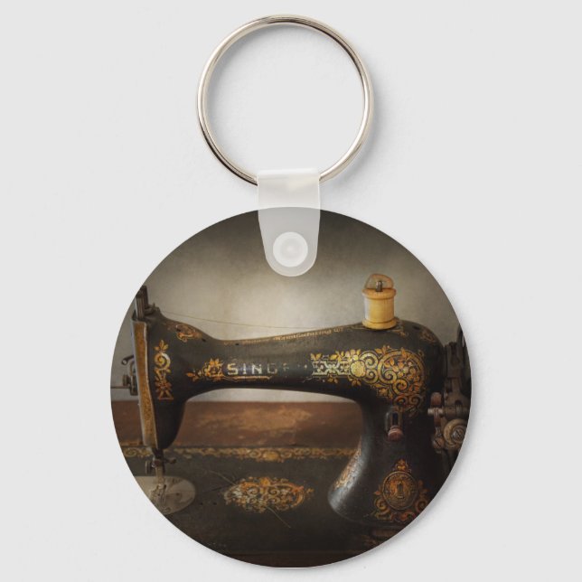 Nähen - Singen eines Liedes Schlüsselanhänger (Vorderseite)