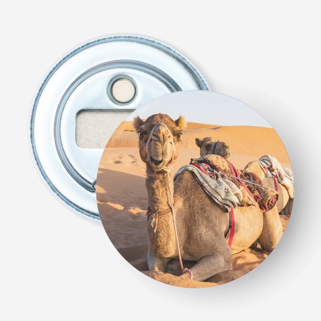 Naher Aufstieg auf Camel in der Oman-Wüste Flaschenöffner (Vorderseite)