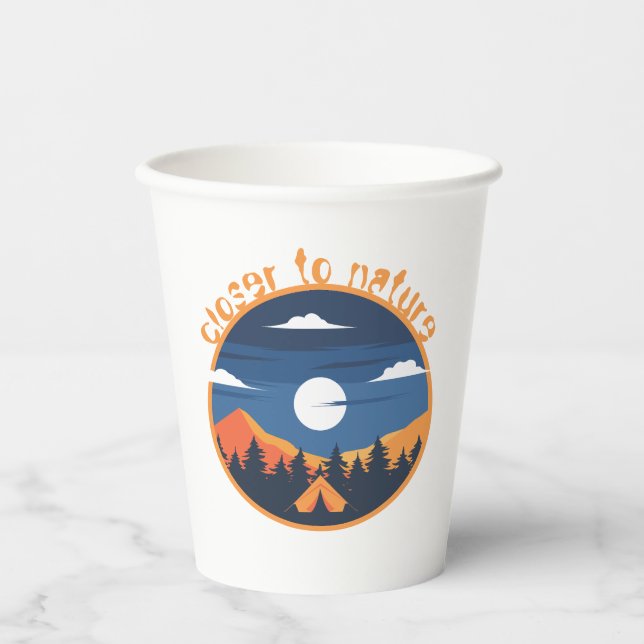 Naher Pappbecher (Vorderseite)