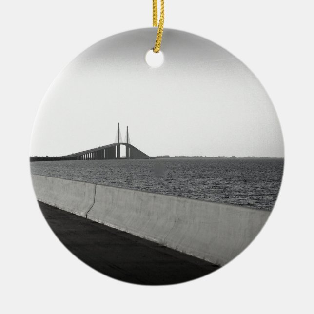 Nähern des Skyway Keramikornament (Vorne)