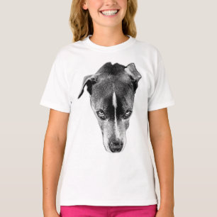 Nahes grafisches T-Shirt für den Pitbull-Mix