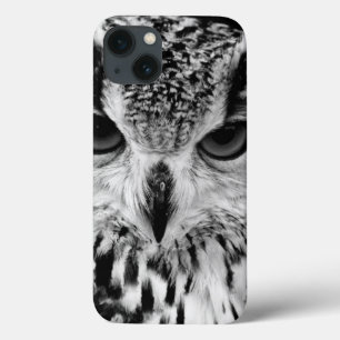 Nahes hohes Porträt der eurasischen Eagle-Eule iPhone 13 Hülle