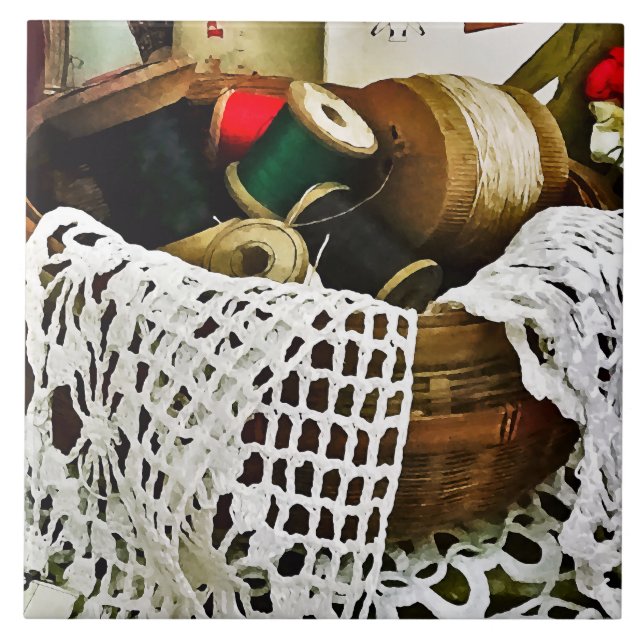 Nähkörbe mit Thread und Spitze Fliese (Vorderseite)