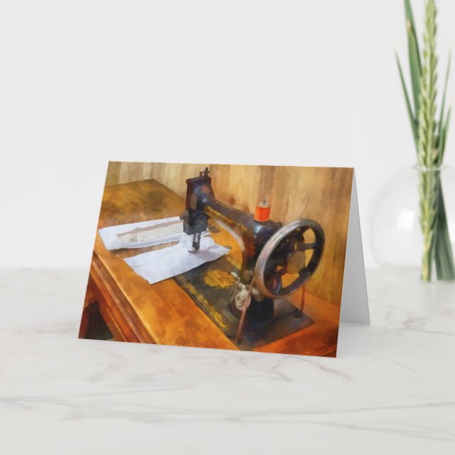 Nähmaschine mit orangefarbenem Thread Karte (Vorderseite)