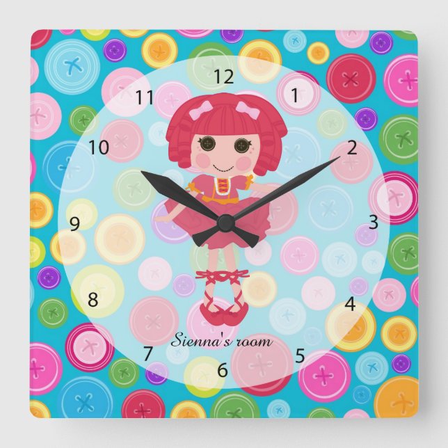 Nähpuppe Quadratische Wanduhr (Vorderseite)