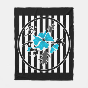 Nahtlose abstrakte blaue Blüten, schwarz blühend Fleecedecke