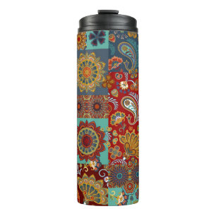 Nahtlose Vintage Fliesen mit Pisley und m Thermosbecher