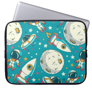 Nahtloser Hintergrund mit niedlichen Doodle-Astron Laptopschutzhülle