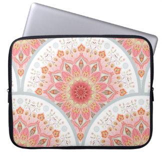 Nahtloser Hintergrund mit rundem Dekor. Orienta Laptopschutzhülle