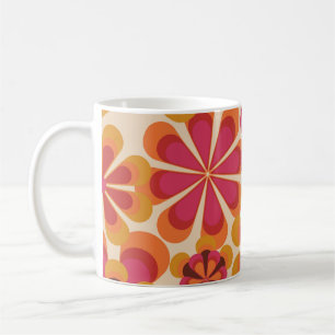 Nahtloses 70er-Jahre Retro-Blumenmuster mit Vintag Kaffeetasse