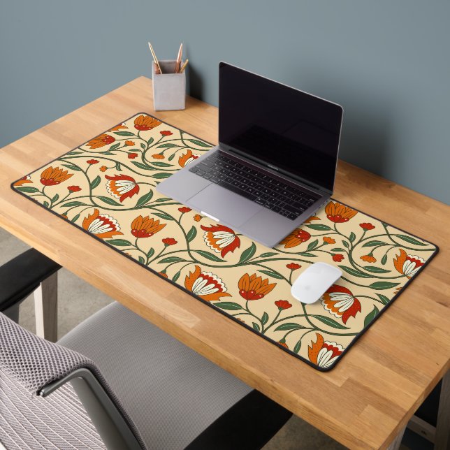 Nahtloses Blumenmuster auf beigem Hintergrund Schreibtischunterlage (Büro 2)