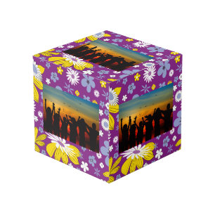 Nahtloses Blumenmuster Würfel