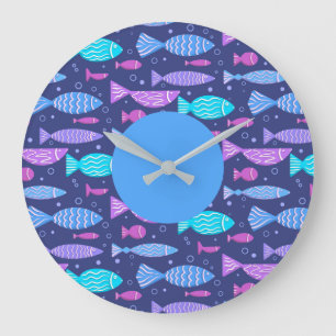 Nahtloses, flaches Muster mit Doodle-Fischen Große Wanduhr